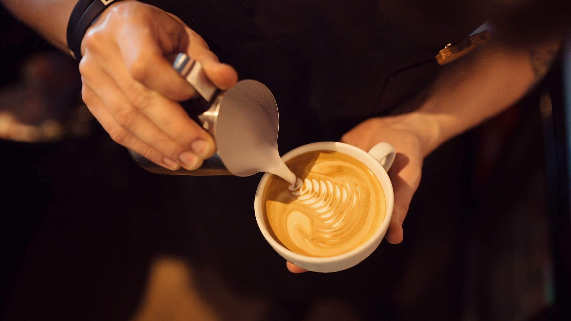 El café y la leche se combinan en bebidas que conquistan. Desde el café macchiato con leche hasta el cappuccino, pasando por las bebidas a base de café de moda entre los más jóvenes.